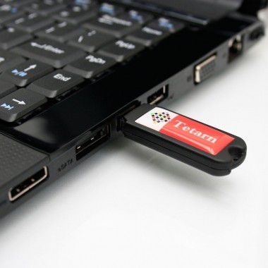 Goedkope USB stick 2GB